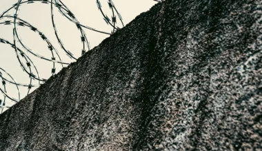 Rüyada hapse girmek, rüyada cezaevi görmek