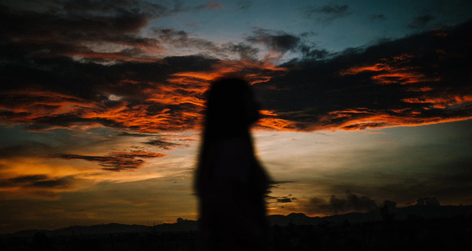 Rüyada uzun süredir küs olduğun birini görmek ne anlama gelir – İslami ve psikolojik tabi